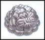 Cast Aluminum Petite Perennial Cake Pan