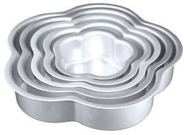 Petal Cake Pan Set