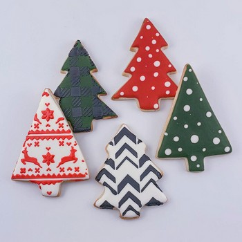 Stenciled Christmas Tree Sugar Cookies