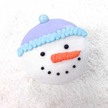 Winter Snowman Cupcake