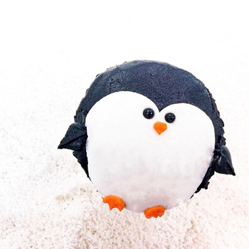 Winter Penguin Cupcake