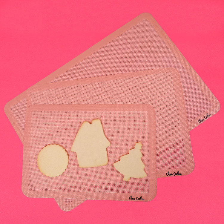 three chua cookie mats in different sizes