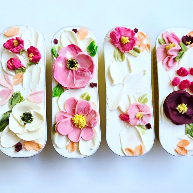 palette knife floral mini loaf cakes