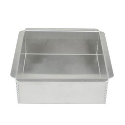 8 x 3" Square Cake Pan - Magic Line