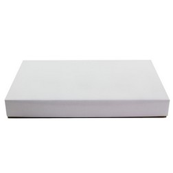 1 lb White Candy Box with Gold Base