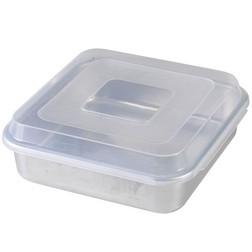 9 x 9" Cake Pan with Lid - Nordic Ware