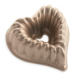 Elegant Heart Bundt Pan