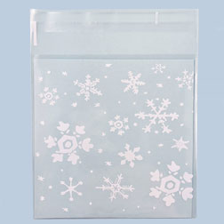 White Snowflakes Self-Sealing Treat Bags