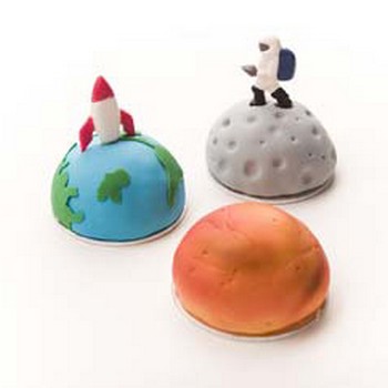 Space Landing Mini Cakes