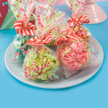 Christmas Cupcake Popcorn Balls