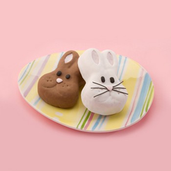 Molded Bunny Cakes