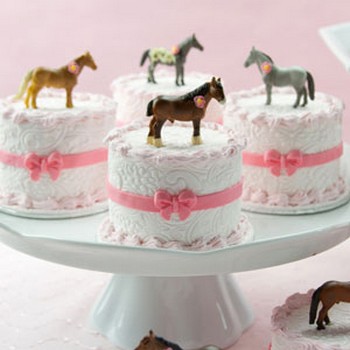 Horse and Flowers Mini Cakes