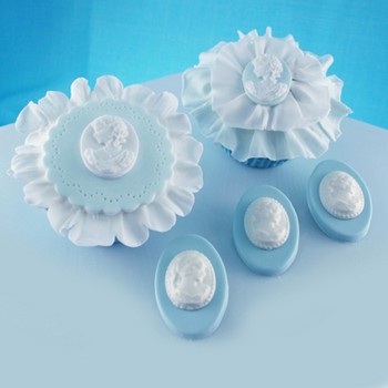 Cameo and Ruffles Cupcakes