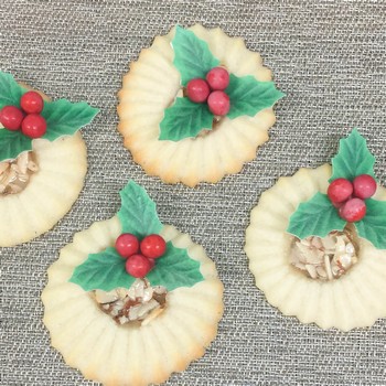 Shortbread Cookies with Almond Center