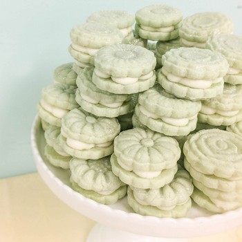 Moon Cake Molded Cookie Sandwiches