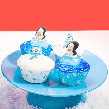 Blue & White Winter Cupcakes