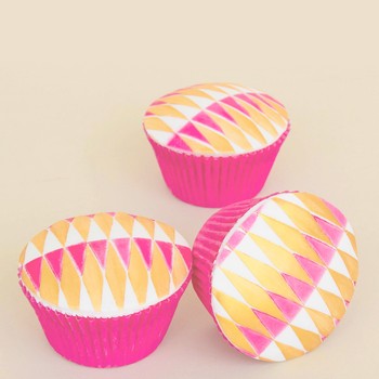 Gold & Pink Triangle Cupcakes