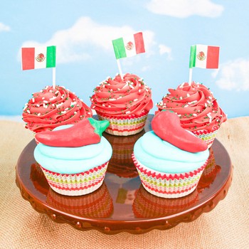 Mexican Flag & Chile Cupcakes