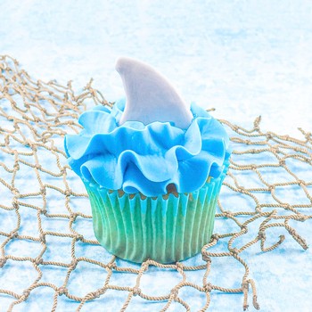 Shark Fin Cupcake