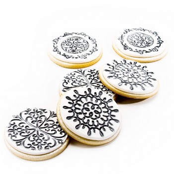 Fondant Scroll Cookies