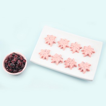 Cran-Raspberry Molded Poinsettia Bark