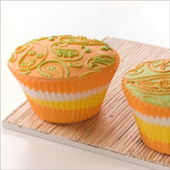 Orange and Green Paisley Cupcakes