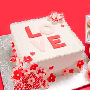 Floral Love Cake