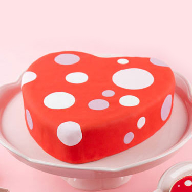 Polka Dot Valentine Cake