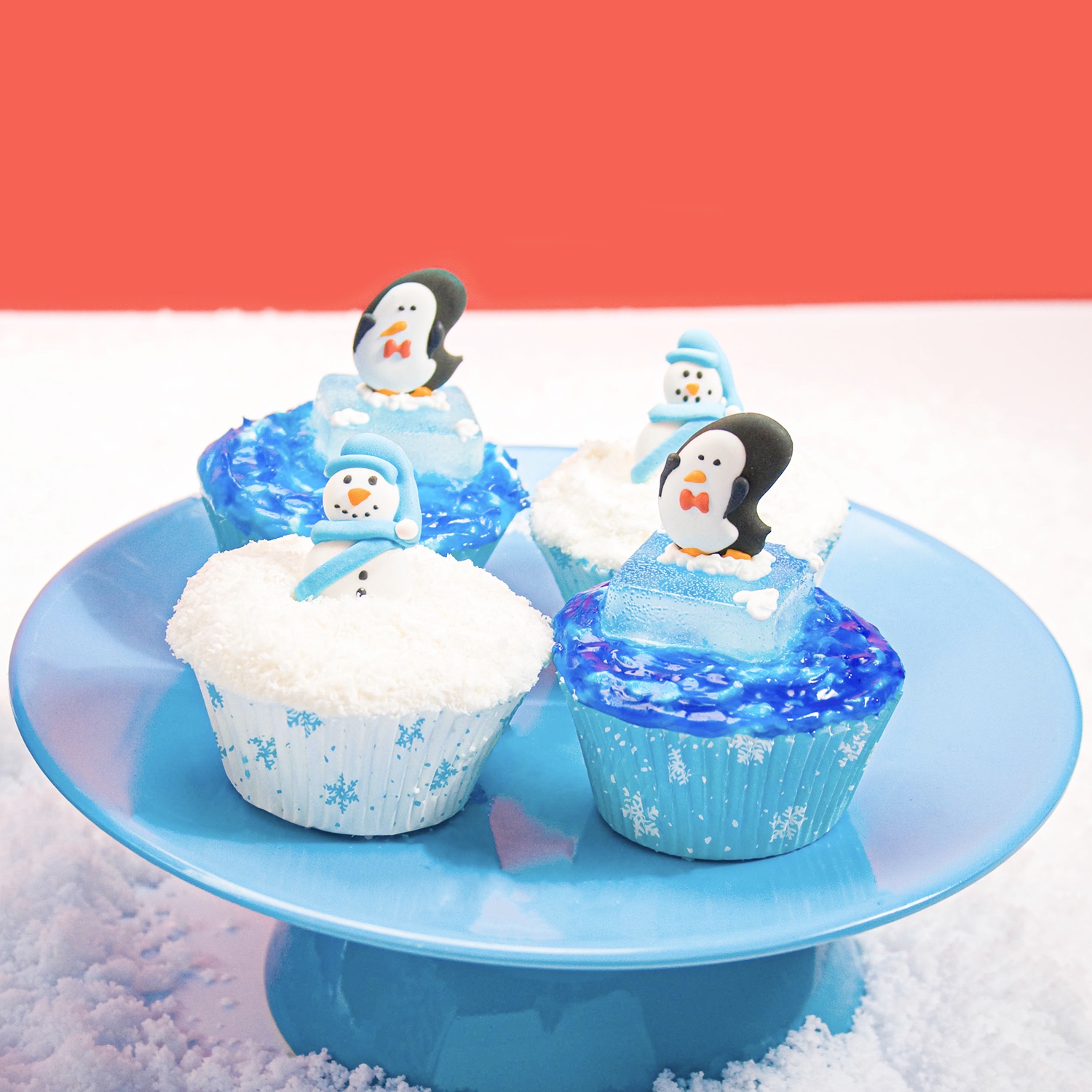 Blue & White Winter Cupcakes