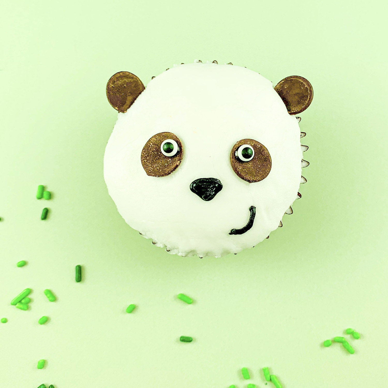 panda cupcake