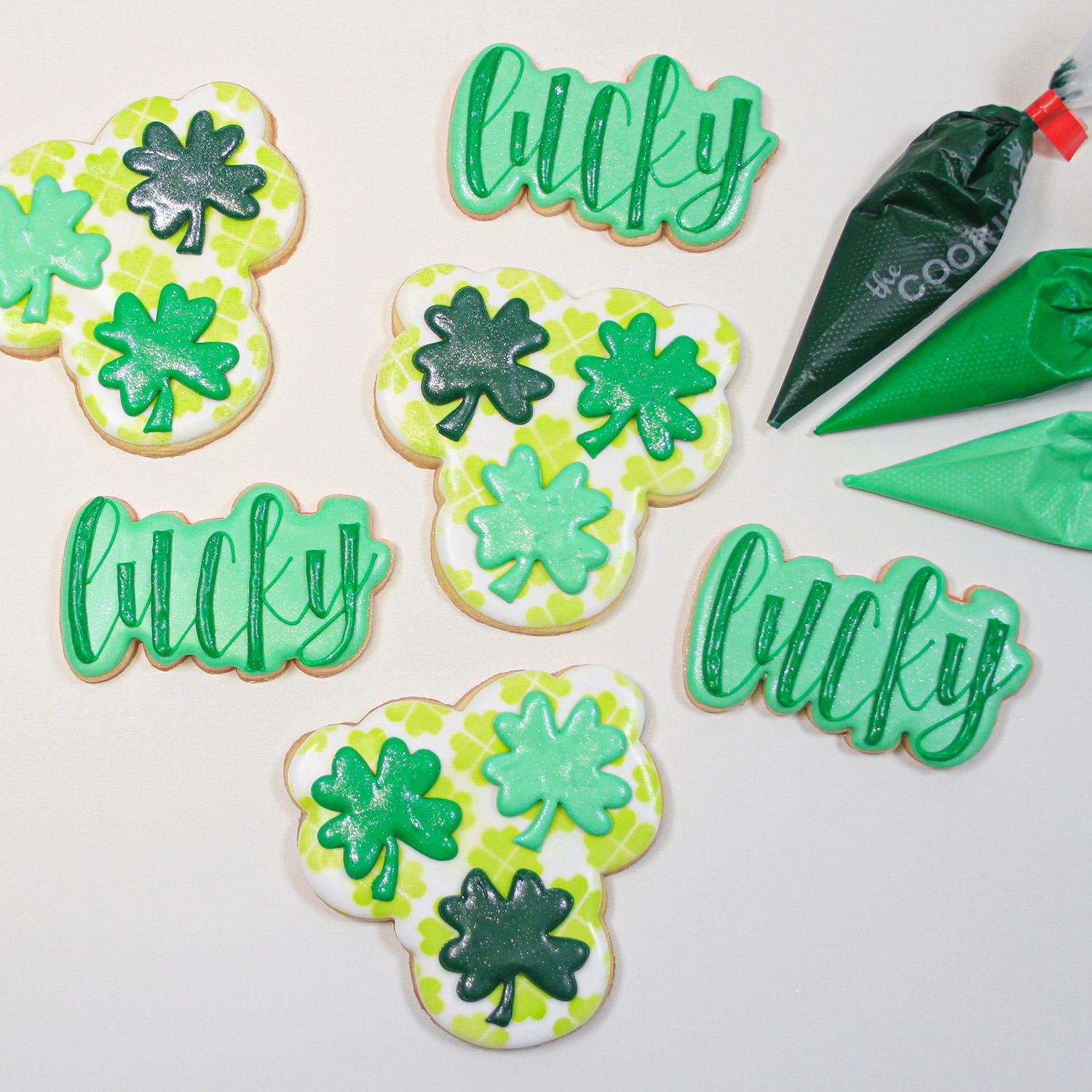 Lucky Shamrock Royal Icing Sugar Cookies 