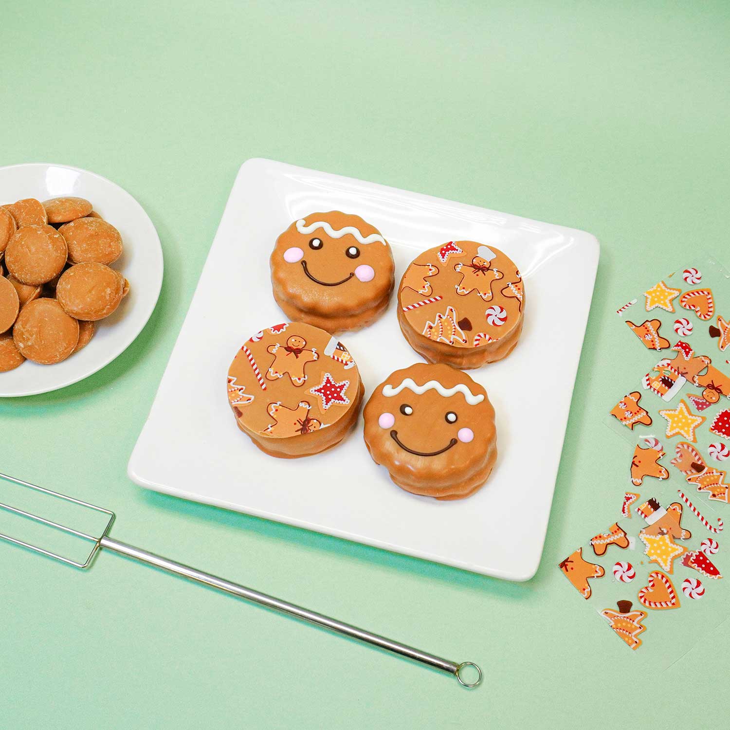 Salted Caramel Dipped Snickerdoodle Cookies Recipe