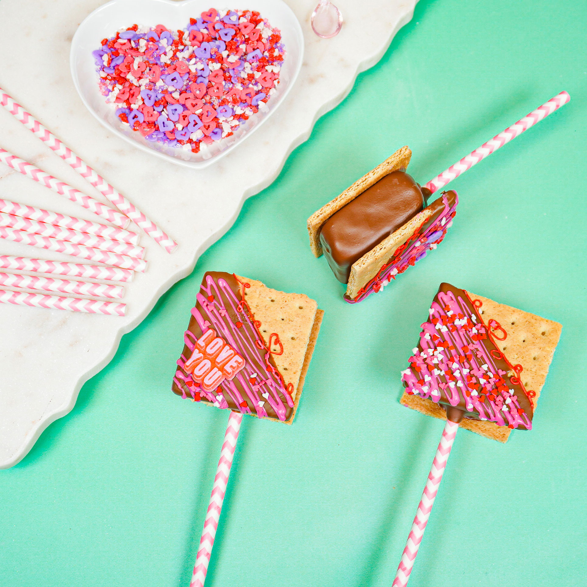 Valentine S'more Pops 