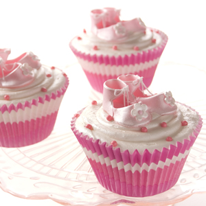 icing baby shoes