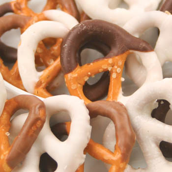 Two-Color Pretzels