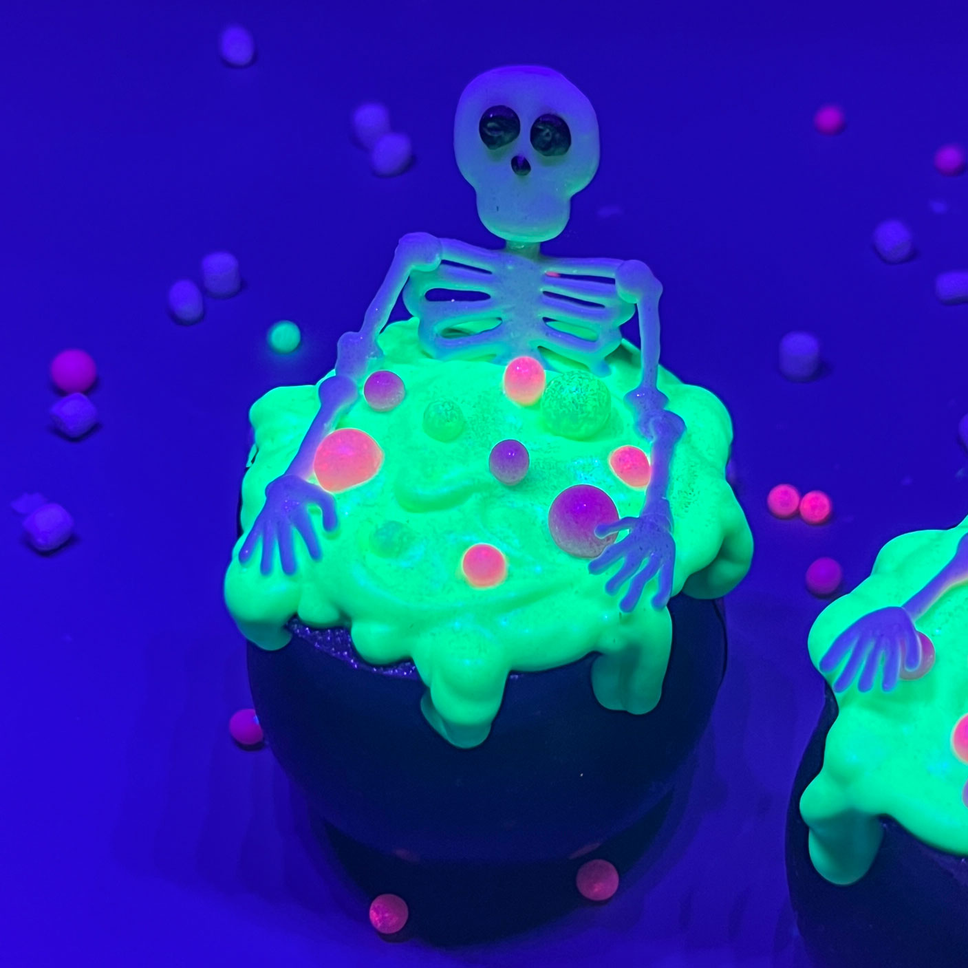 glow in the dark halloween hot chocolate bomb