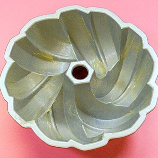 greased bundt pan using pan grease