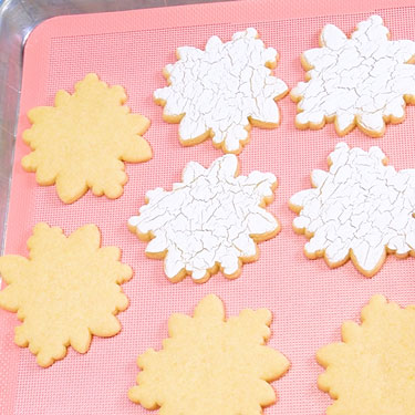 baked cookies on cookie sheet