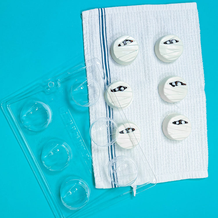 mummy chocolate oreos removed from chocolate mold