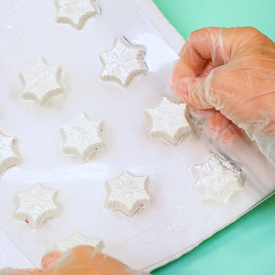 removing snowflakes from chocolate mold