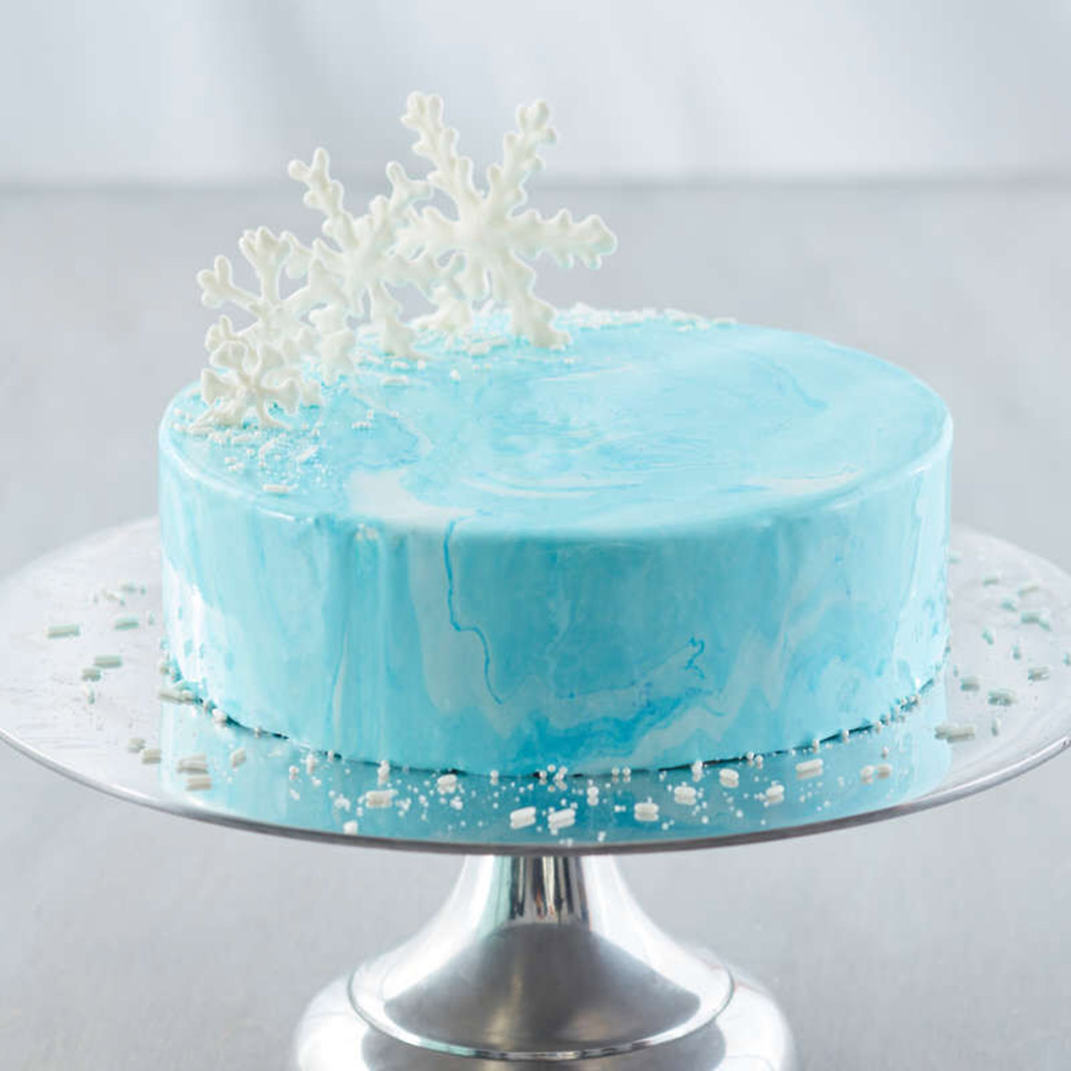 Winter Wonderland Snowflake Cake - Wilton