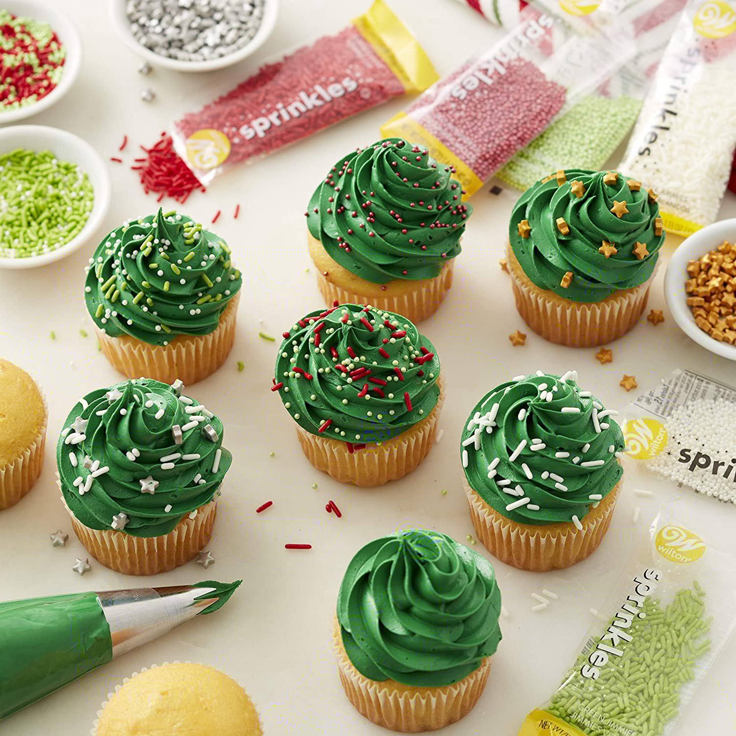 Gold Star Sprinkles, Cake Decorating