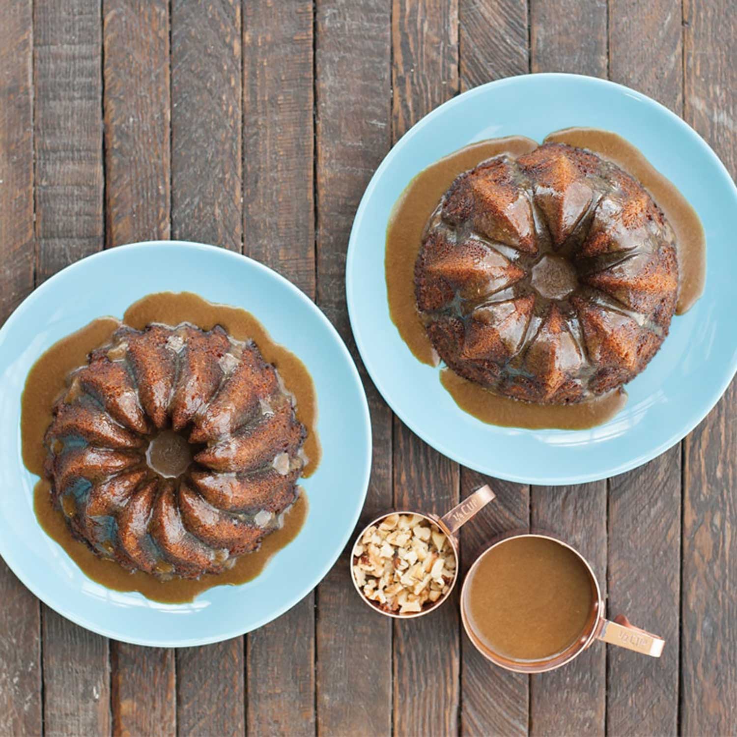 Nonstick Bundt Cake Pan  Country Kitchen SweetArt