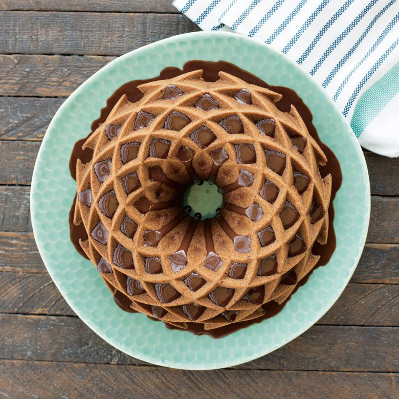 Nonstick Bundt Cake Pan  Country Kitchen SweetArt